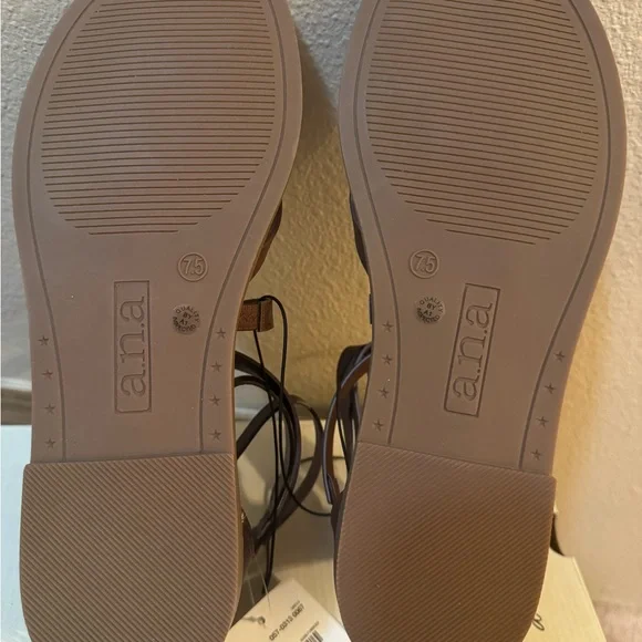 A.N.A -  Women's Jazmin Ankle Strap Gladiator Sandals - Picture 3 of 3